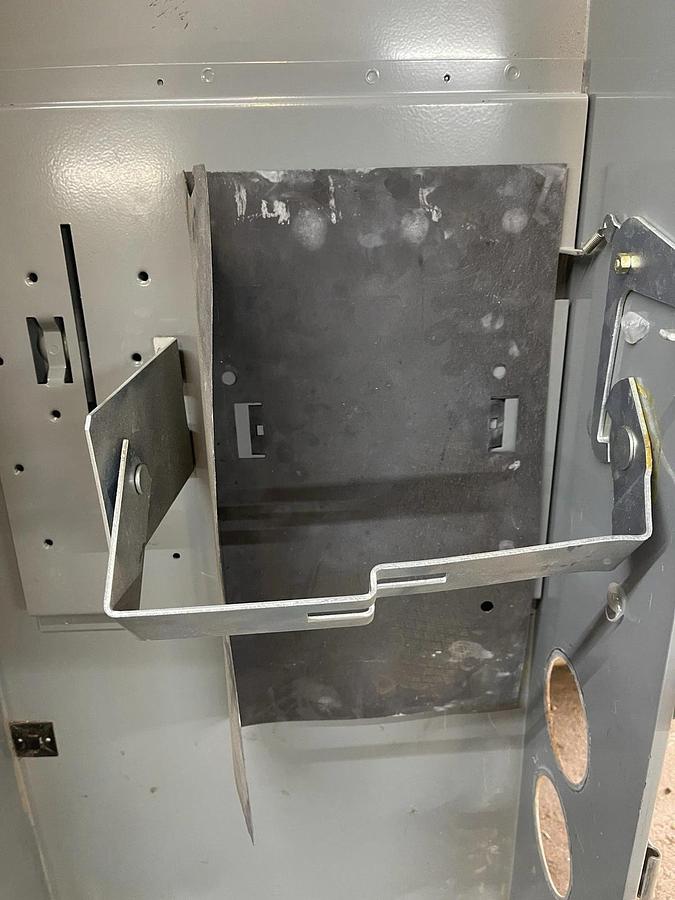 Used SQUARE D CIRCUIT BREAKER ENCLOSURE P1200AWK NEMA 3R, 5, 12 1200 AMP