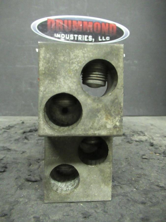 Used ILSCO D2789 4 BARREL MECHANICAL CONNECTOR TERMINAL LUG 400MCM - 3/0 CU WIRE