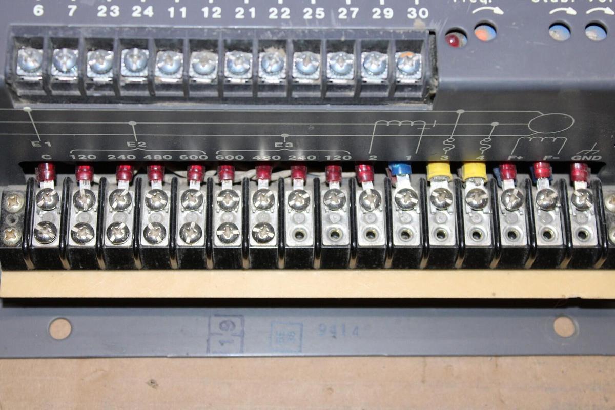 Used BASLER STATIC VOLTAGE REGULATOR SSR 125-12X 9-1859-00-107 600 VAC 400 HZ