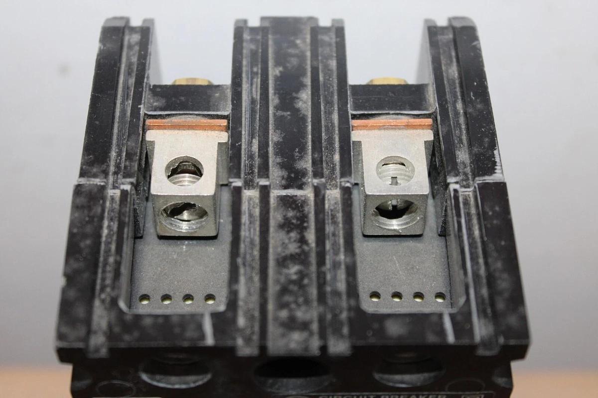 Used SQUARE D CIRCUIT BREAKER FAL24015 2-POLE 15 AMP 480 VAC *WARRANTY*