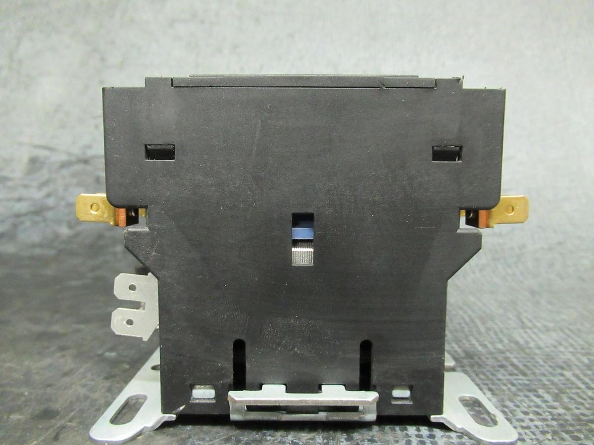 Used HOMER / CARRIER CONTACTOR HN53HF122 XMCO-633-FBBC00F 600V 63A COIL: 120V