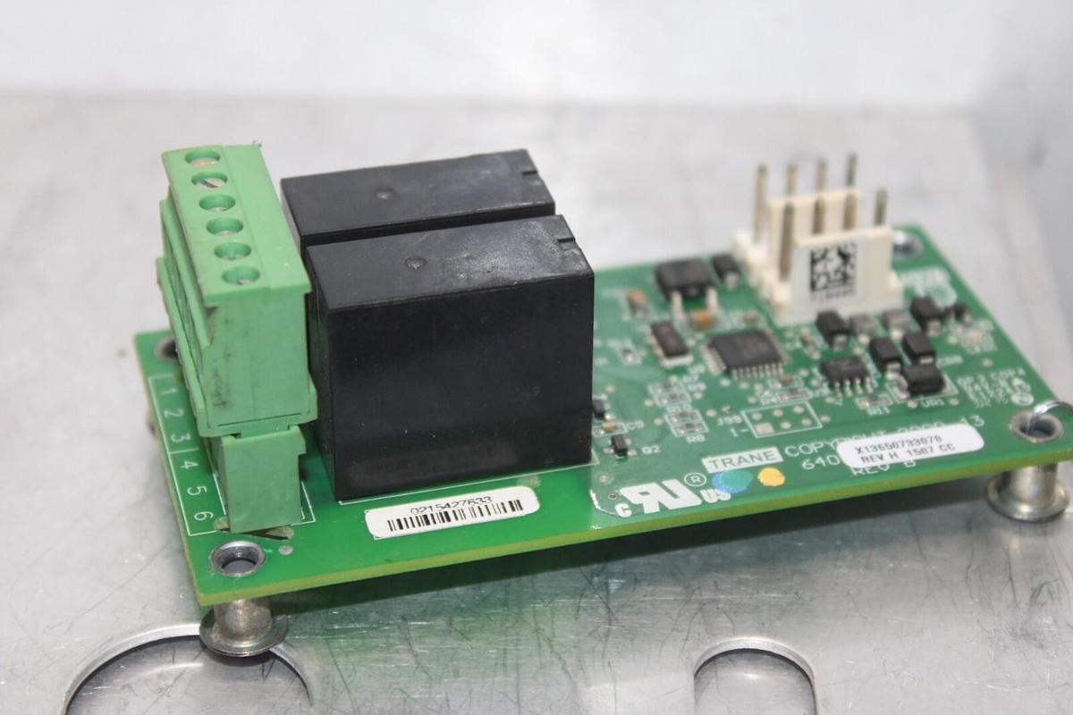 Used TRANE DUAL RELAY OUTPUT CIRCUIT BOARD X13650733070 REV. H **WARRANTY INCLUDED**