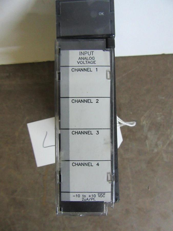 Used GE FANUC INPUT MODULE 4PT VOLTAGE IC693ALG220G **WARRANTY INCLUDED**