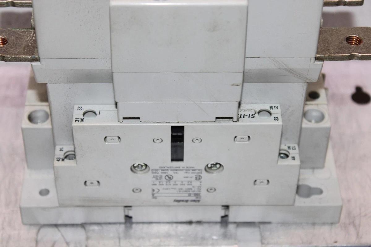 Used ALLEN BRADLEY CONTACTOR 100-D140 200 AMP 600 VAC 3-POLE 125 HP *WARRANTY*