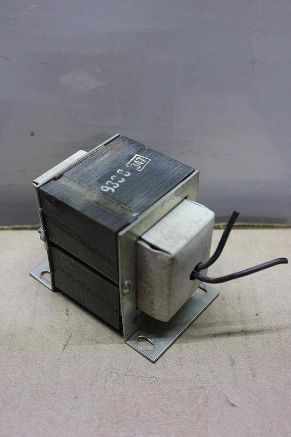 Used HONEYWELL TRANSFORMER AT88A-1047 75 VA PRI: 480V SEC: 24V **WARRANTY**