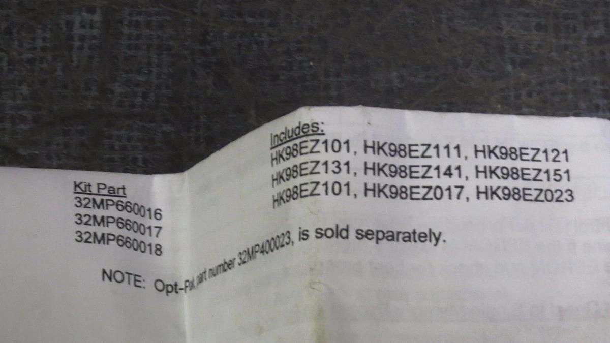 **NEW IN BOX** CARRIER EPROM KIT FOR 1000 TON CHILLER 32MP660017 HK98EZ IC CHIPS