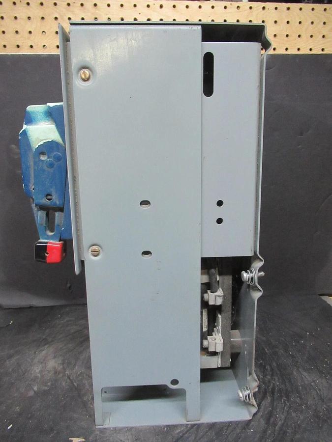 Used SQUARE D MCC MOTOR CONTROL DUAL FEEDER 17" MODEL 4 30/60 AMP FUSES