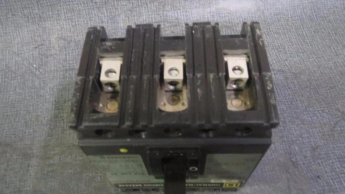Used SQUARE D CIRCUIT BREAKER FAL34020 20 AMP 480 VAC 3-POLE 3-PHASE