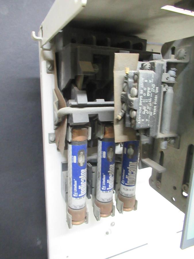 Used CUTLER HAMMER MOTOR CONTROL BUCKET 17" CHASIS 600 V NO BREAKER / STARTER W/ DOOR