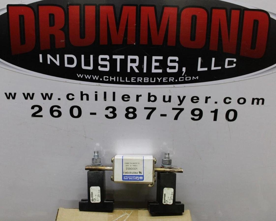 Used FERRAZ SHAWMUT PROTISTOR FUSE W300652 1300 VAC 63 AMP A130URD70LI0063