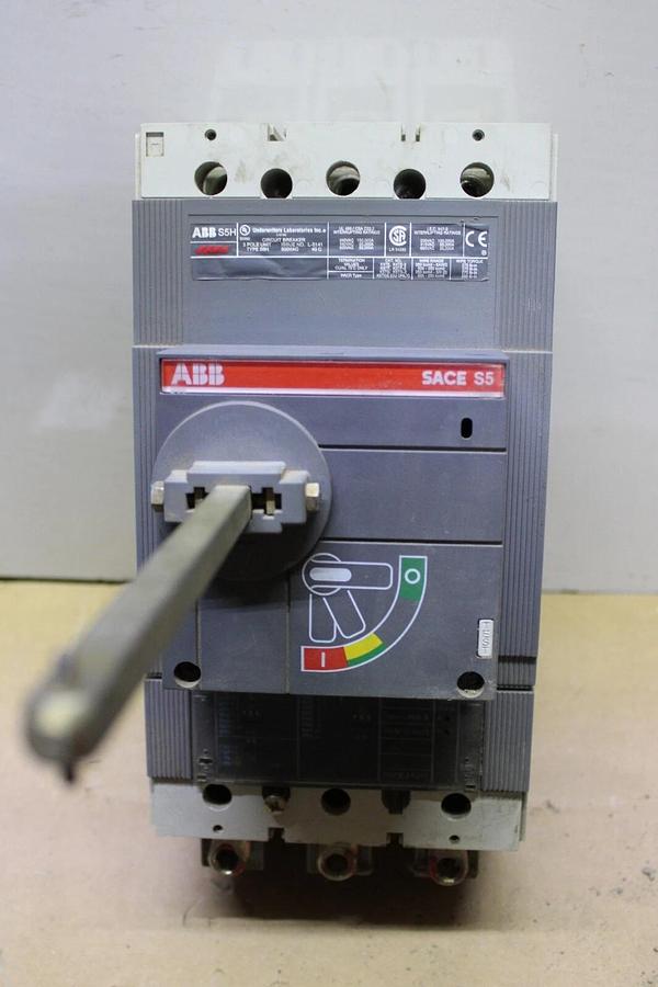 Used ABB CIRCUIT BREAKER S5H 400 AMP 3-POLE 600 VOLT W/ AUXILIARY SWITCH