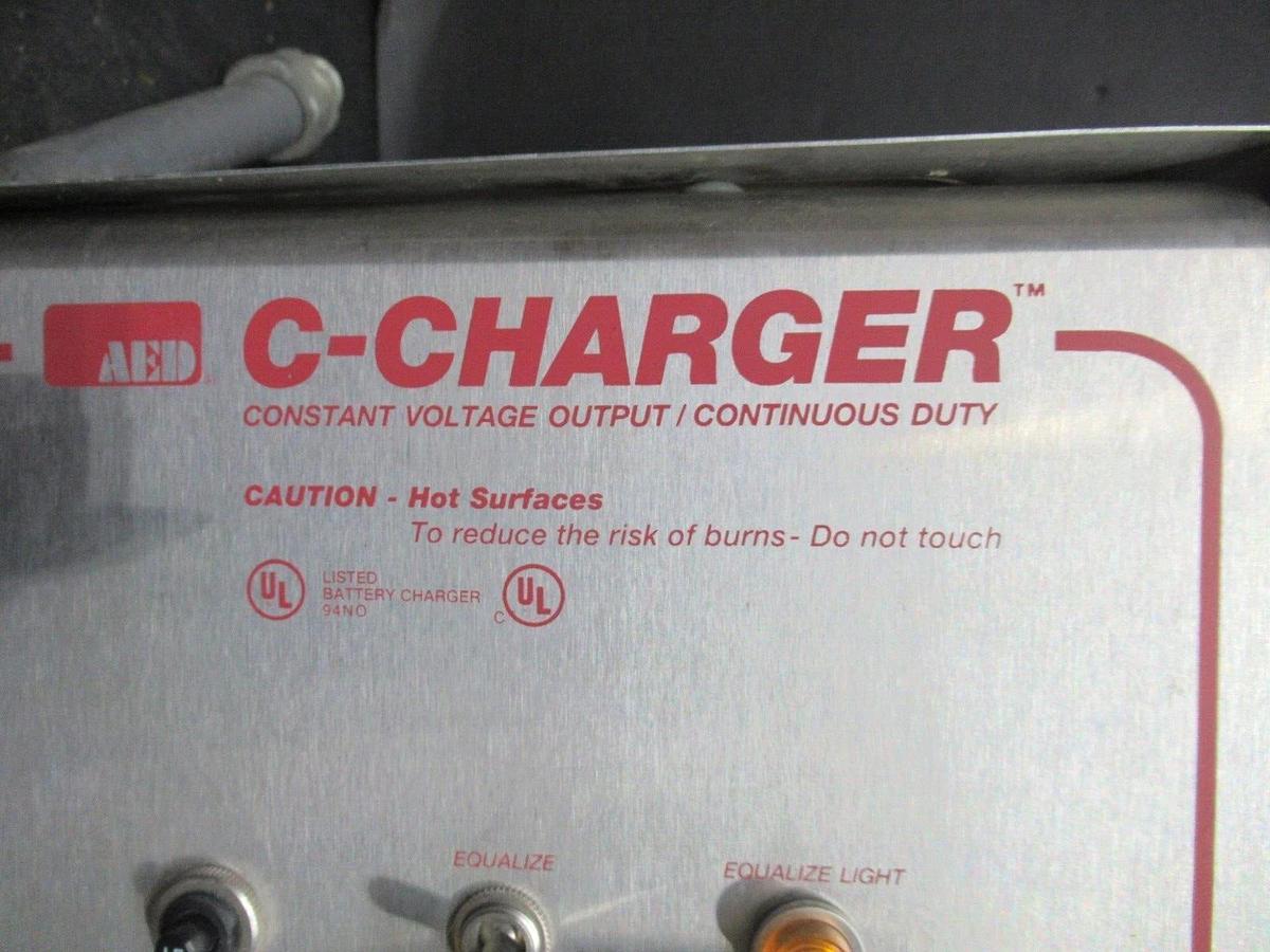 Used 12 VDC 6 AMP CHARLES BATTERY C-CHARGER INPUT: 1.5 AMPS 120 VAC AE1206 300 HOUR