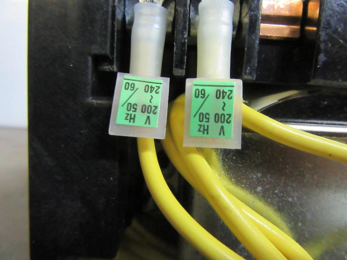 MITSUBISHI CONTACTOR SL-N8OUR 600 VAC 100 AMP 50 AMP 3-PHASE COIL: 240 VAC