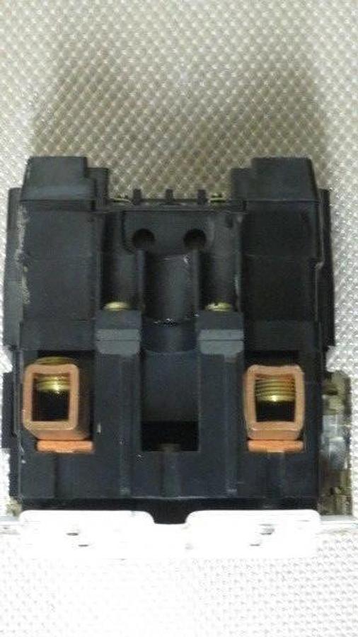 Used SQUARE D NEMA SIZE 4 CONTACTOR 600 VAC W/ 480V COIL MODEL 8502SFO1S1