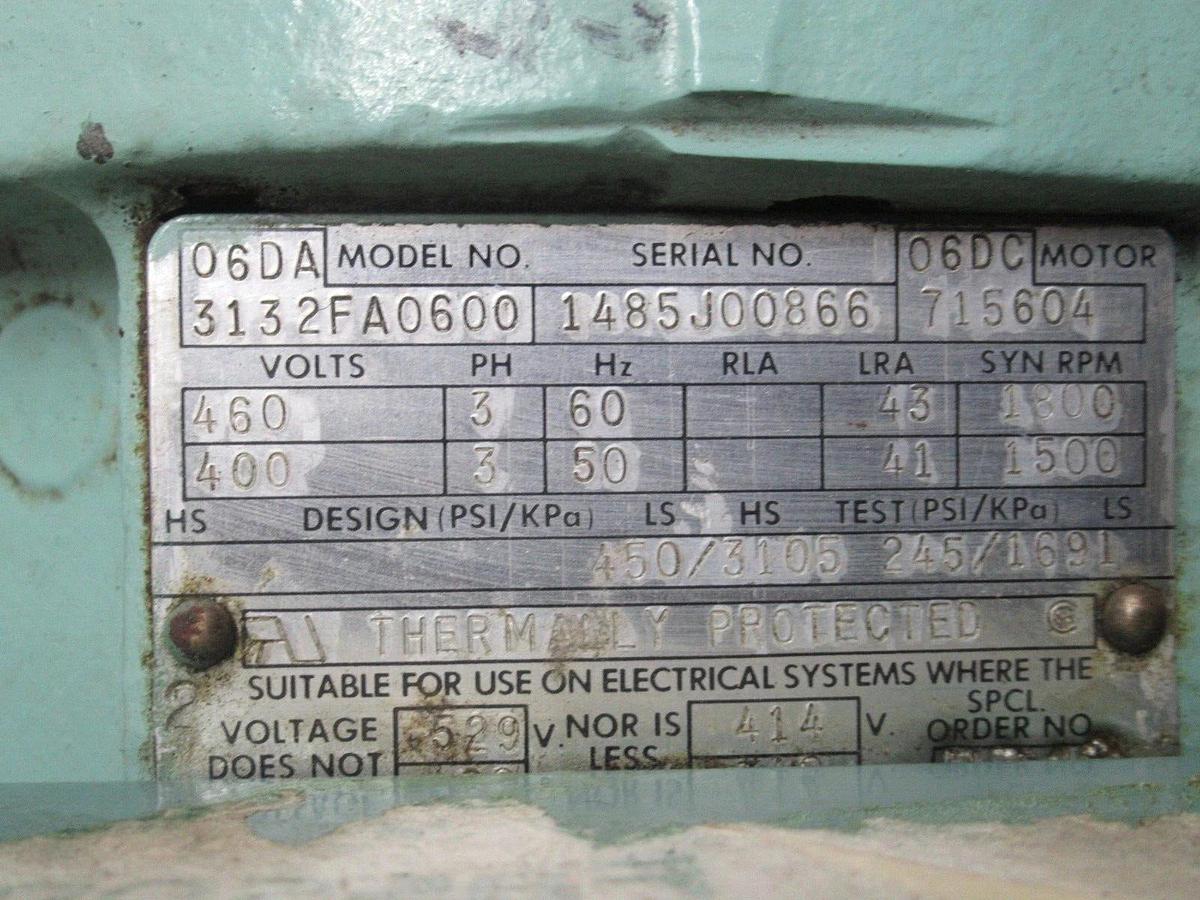 Used REFRIGERENT COMPRESSOR 06DA3132FA0600 W/ 06DC715604 MOTOR 460 VOLT 3-PHASE 60 HZ