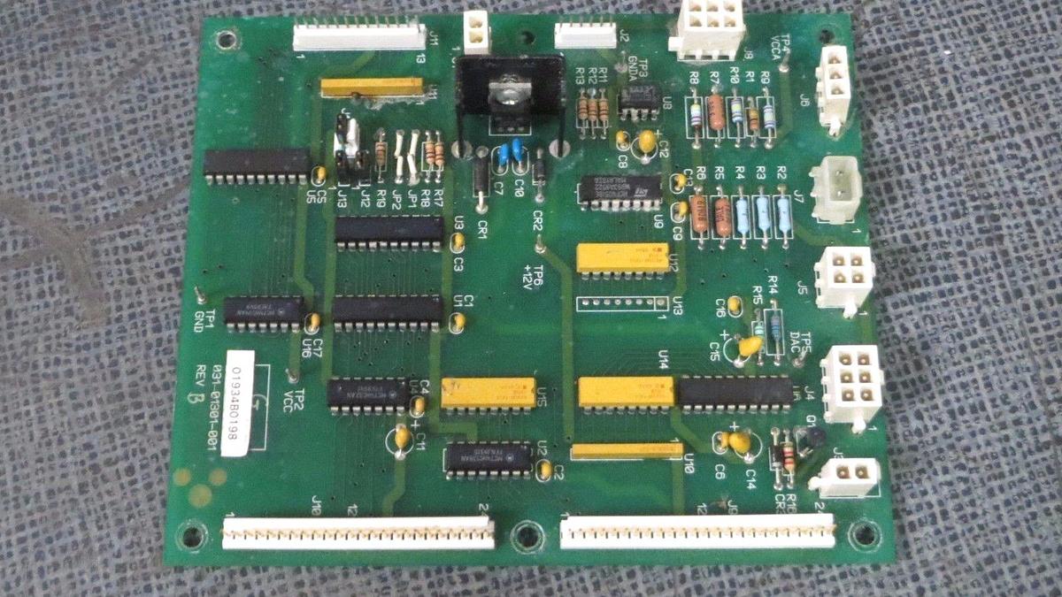 Used YORK CONTROL I/O EXPANSION CIRCUIT BOARD MODEL 031-01301-001 REV B