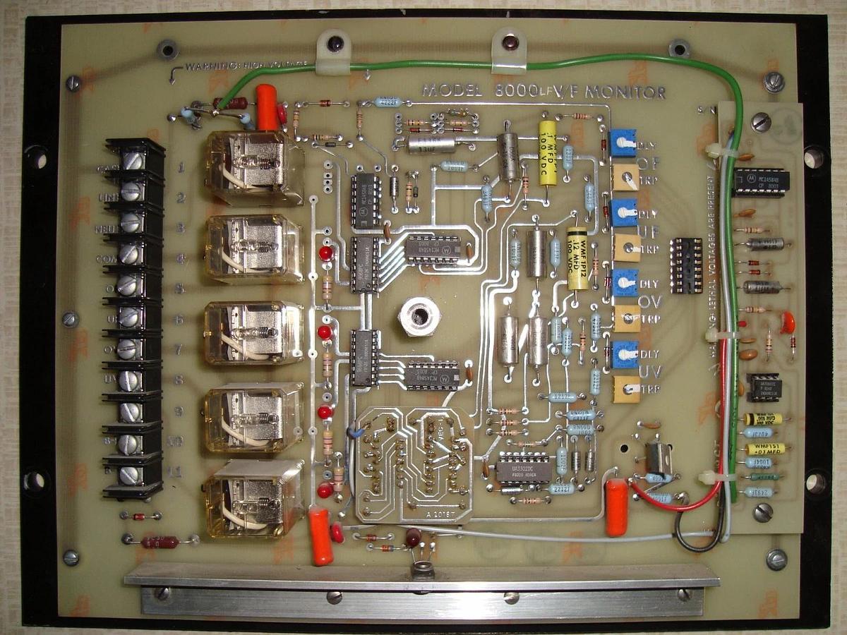 Used GENERAL ELECTRIC 8000 LF V/F MONITOR D20186F REV. C D20186B REV.C