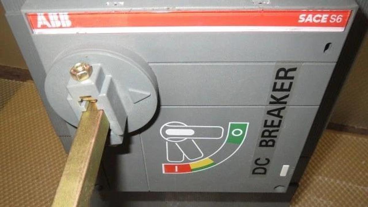 Used ABB D/C BREAKER SACE S6 600 AMP, 600 VAC 500 VDC W/ 600 AMP TRIP, 2 POLE