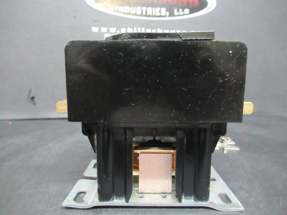 Used SUPCO CONTACTOR DP601203 600 VAC 30 HP 60 AMP COIL: 120 VAC