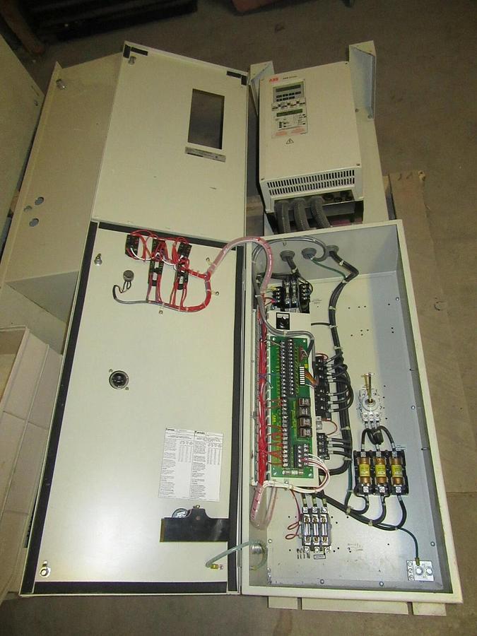 Used ABB VARIABLE SPEED DRIVE H501023400 ACH501-025-4-00P2 INPUT: 480V OUTPUT: 25 HP