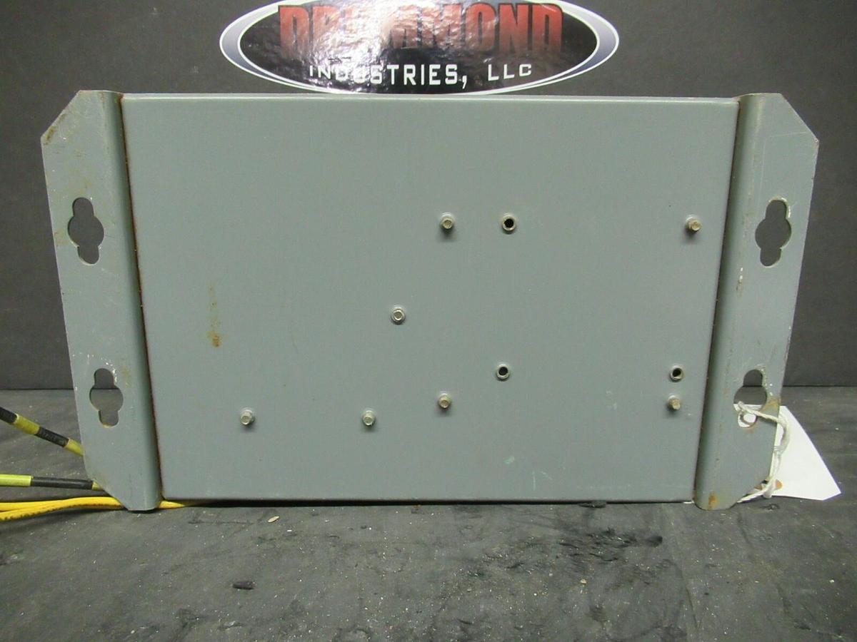 Used SQUARE D CLASS 9070 TRANSFORMER DISCONNECT 250 VA SK5271N SER. A W/ ENCLOSURE