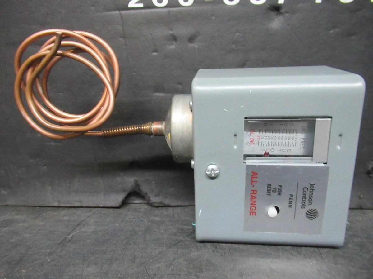 Used JOHNSON CONTROLS PRESSURE CONTROL P70DA-40 600 VAC 24 AMP 100 PSIG HK01CA-015