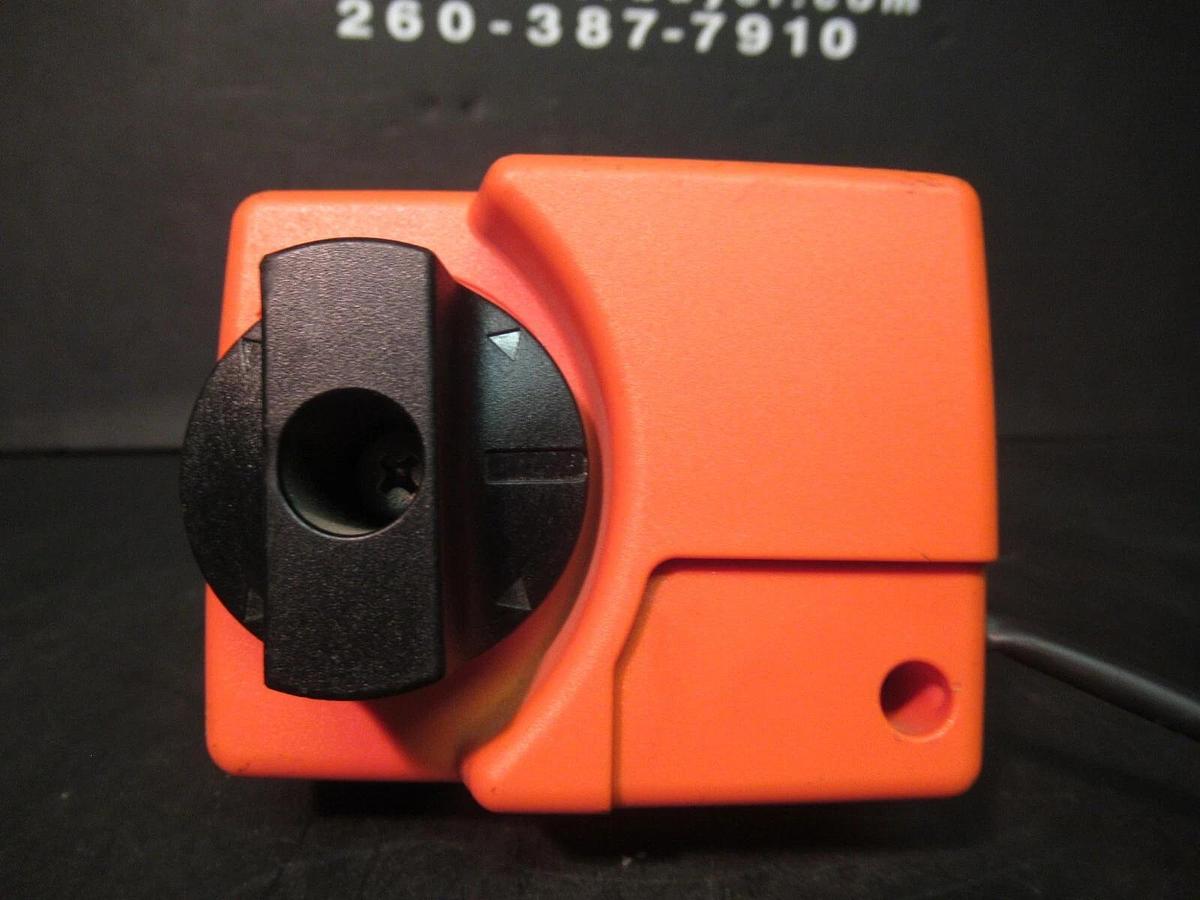 Used BELIMO FLOATING NON-SPRING RETURN ACTUATOR TR24-3 24 VAC 1 WATT 600 PSI