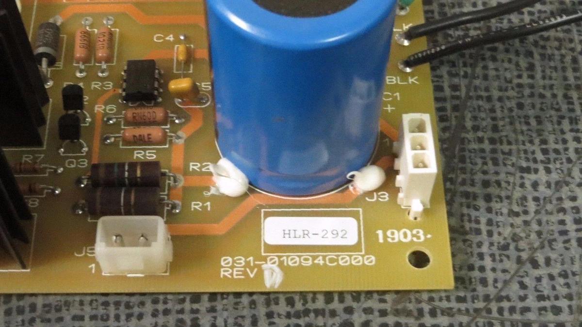 Used YORK CHILLER CONTROL CARD CIRCUIT BOARD MODEL/REVISON:  031-01094C000