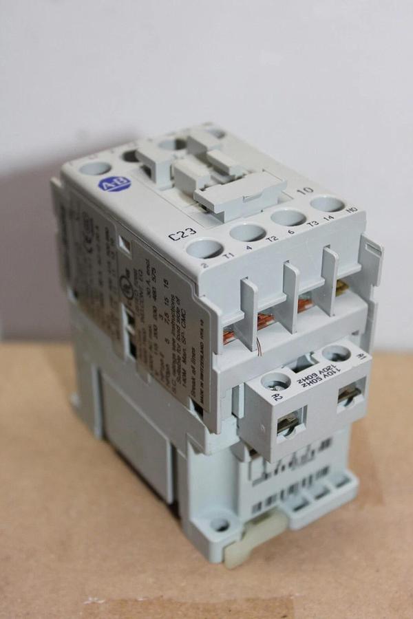Used ALLEN BRADLEY CONTACTOR 100-C23*10 600 VAC 30 AMP 15 HP COIL: 120 VAC