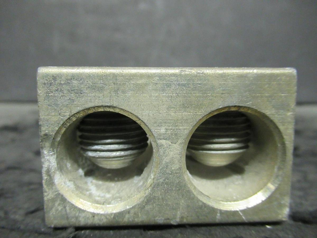 Used HOMAC AD-350 2 (DOUBLE) BARREL MECHANICAL CONNECTOR LUG TAP 350MCM - #6 AD350