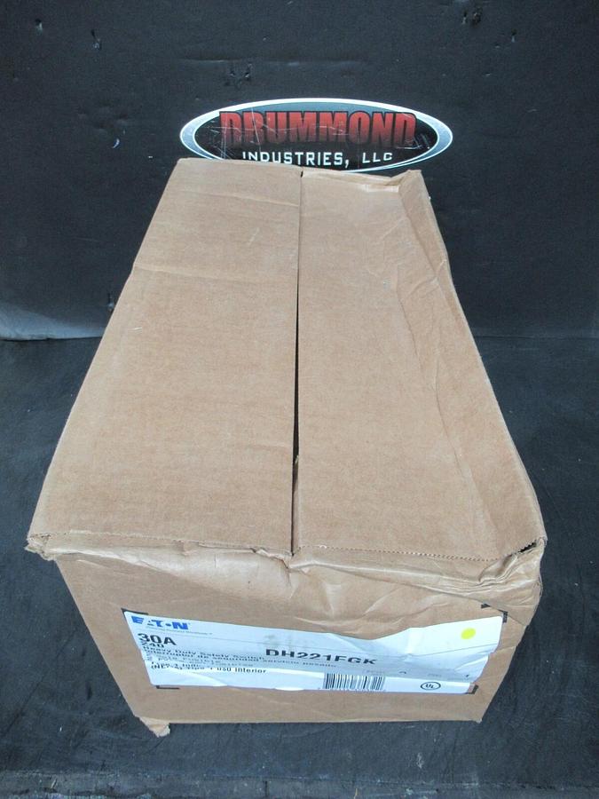 NEW IN BOX EATON HEAVY DUTY SAFETY SWITCH DH221FGK 30 AMP 240 VAC 7.5 HP 2-POLE
