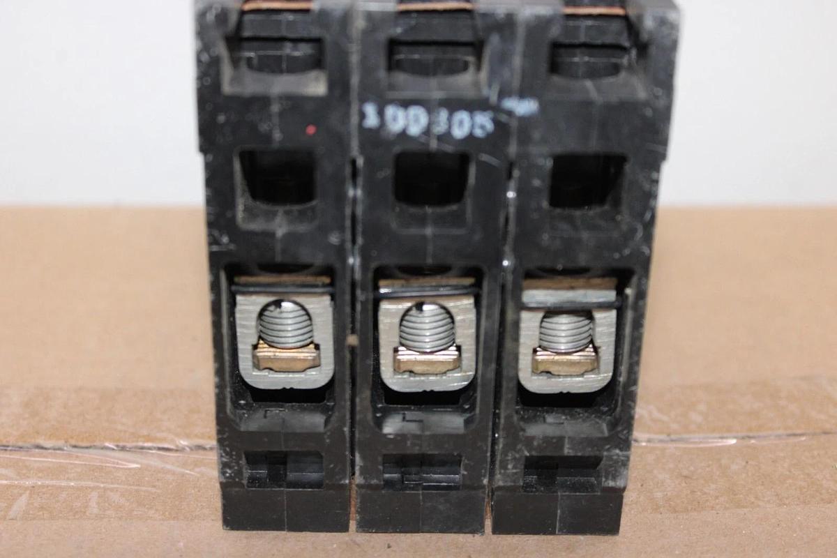 Used SIEMENS ED6 CIRCUIT BREAKER ED63B070 70 AMP 600 VAC 3-POLE **WARRANTY INCLUDED**