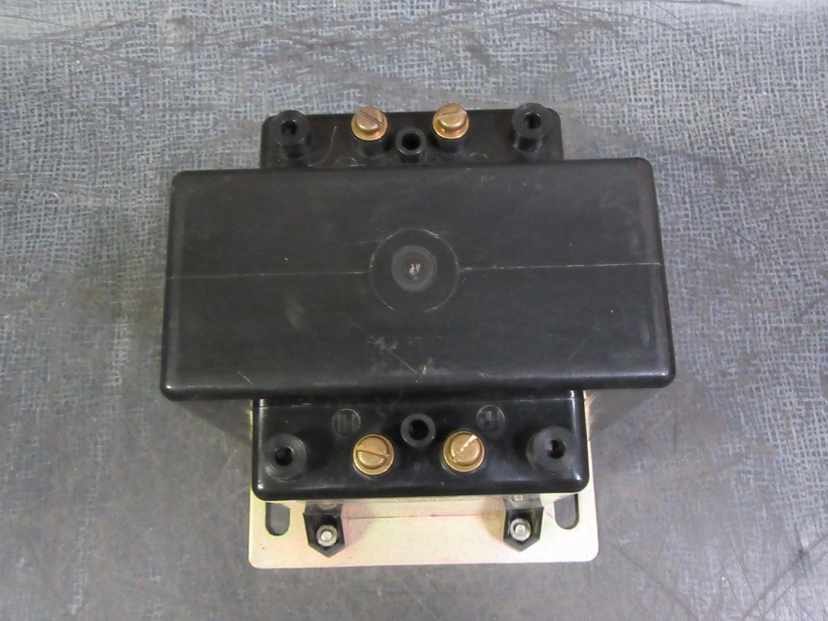 Used INSTRUMENT TRANSFORMERS POTENTIAL TRANSFORMER # 450-288 PRI: 288V RATIO 2.4 : 1