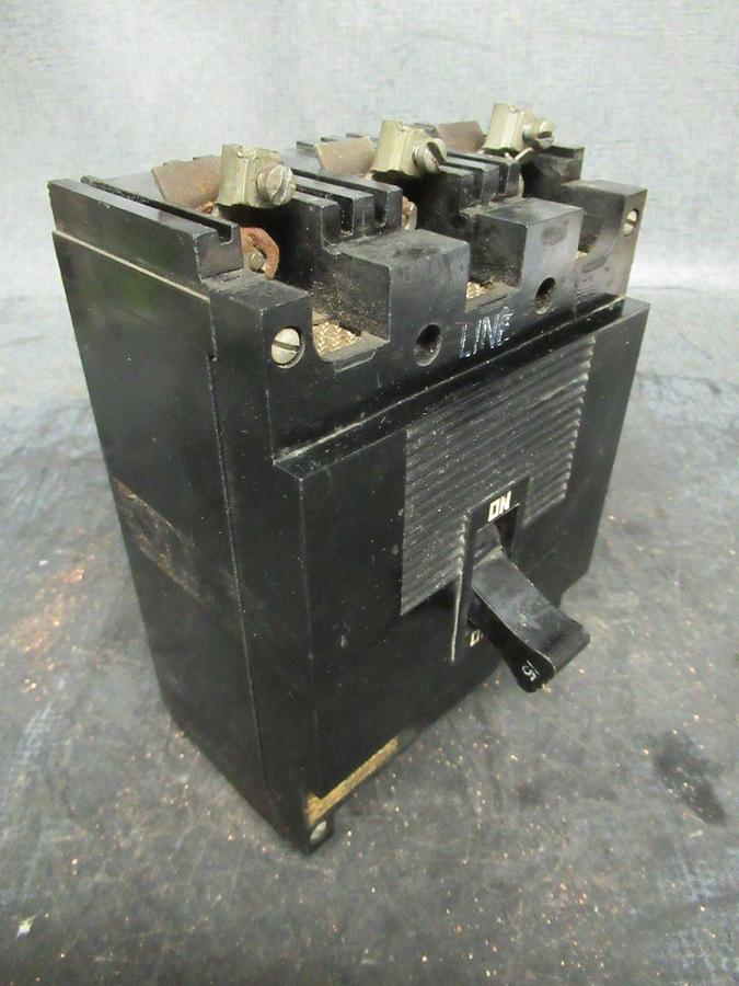 Used 15 AMP SQUARE D BREAKER 999315 600 VAC 3 POLE W/ LUGS **WARRANTY INCLUDED**