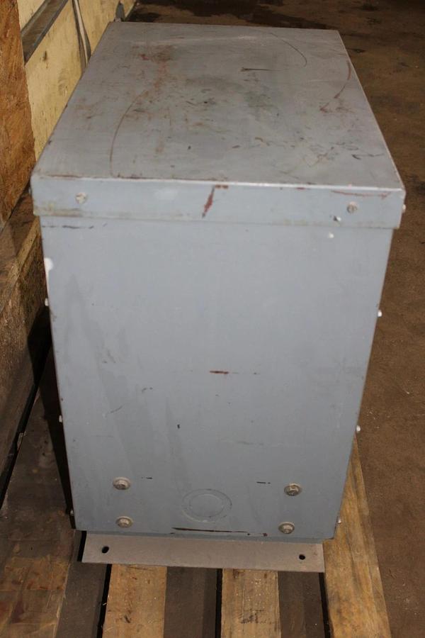 Used 30 kVA ITC TRANSFORMER 30T32H6ES HIGH: 208V LOW: 208/120V 3-PHASE 60 HZ HTUL