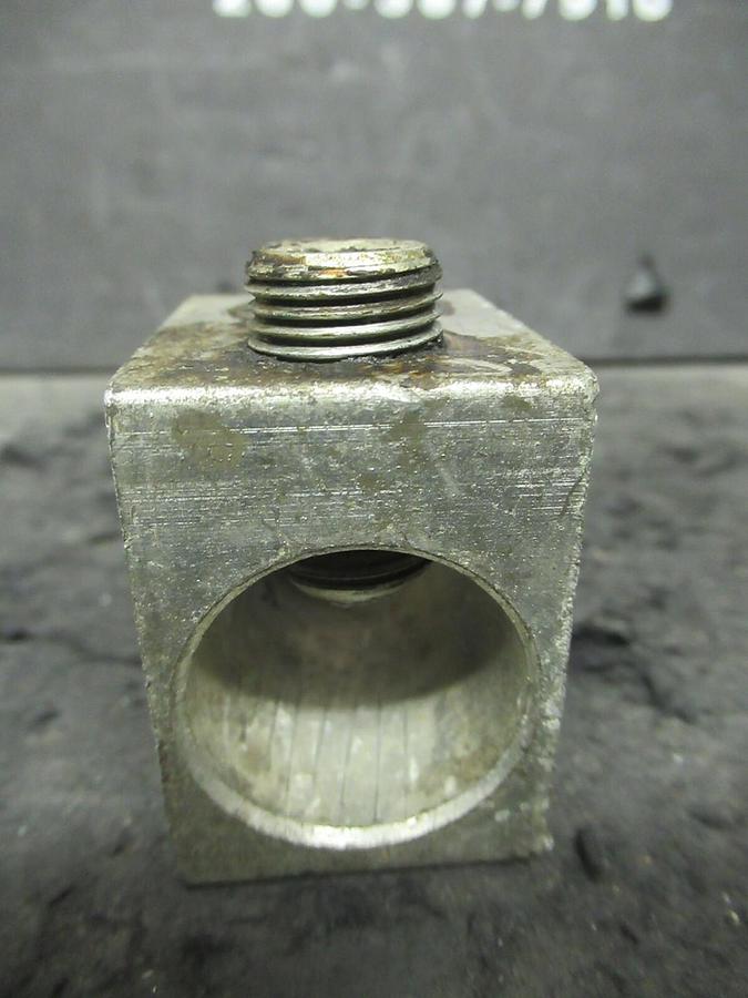Used (2 QTY) SQUARE D A-800S 1 SINGLE BARREL MECHANICAL CONNECTOR LUG TAP 800MCM  3/0