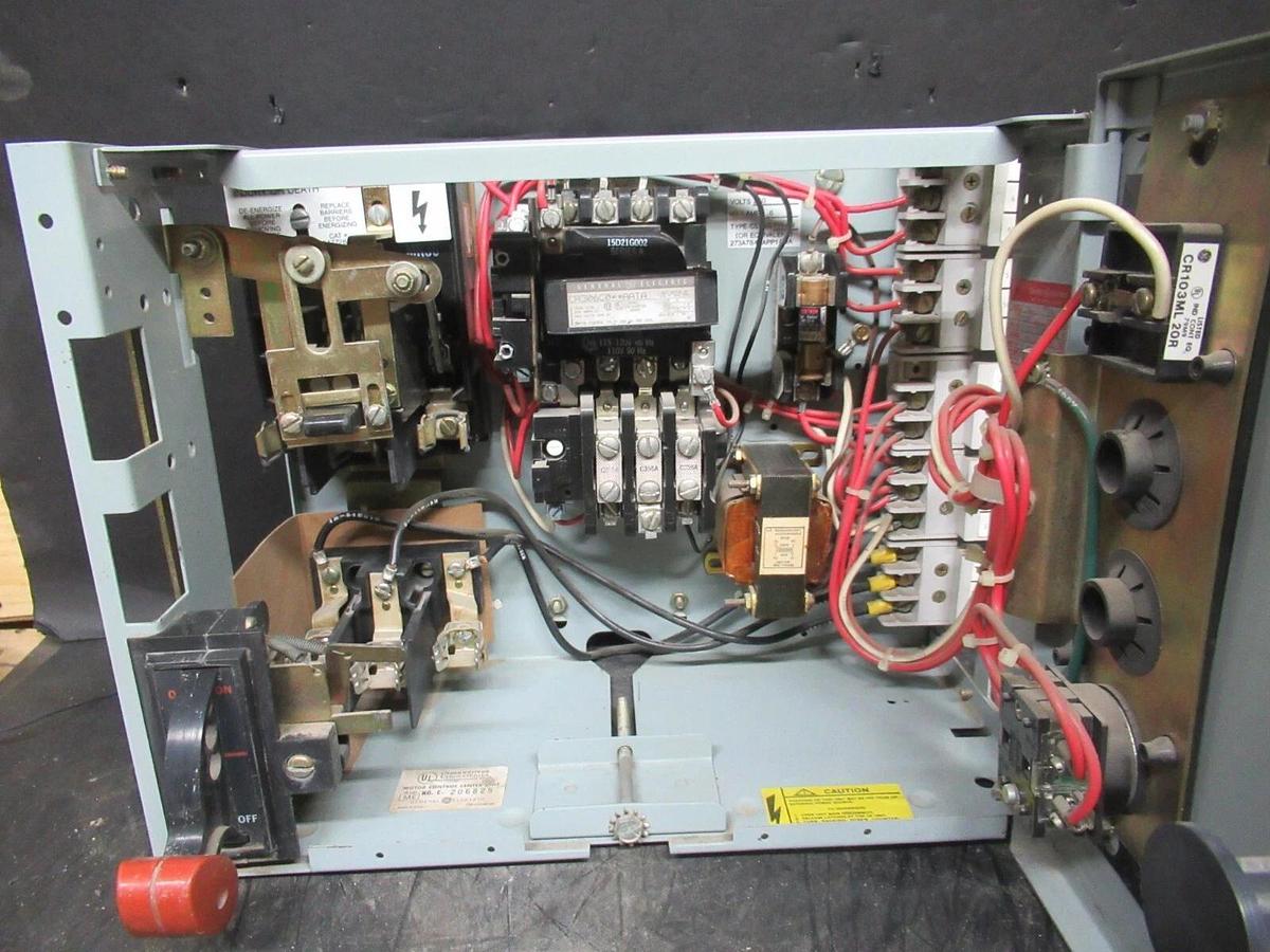Used GE MCC MOTOR STARTER CONTROL 12" 8000 SER. W/ CR306C0**AATA NEMA SIZE 1 27 AMP