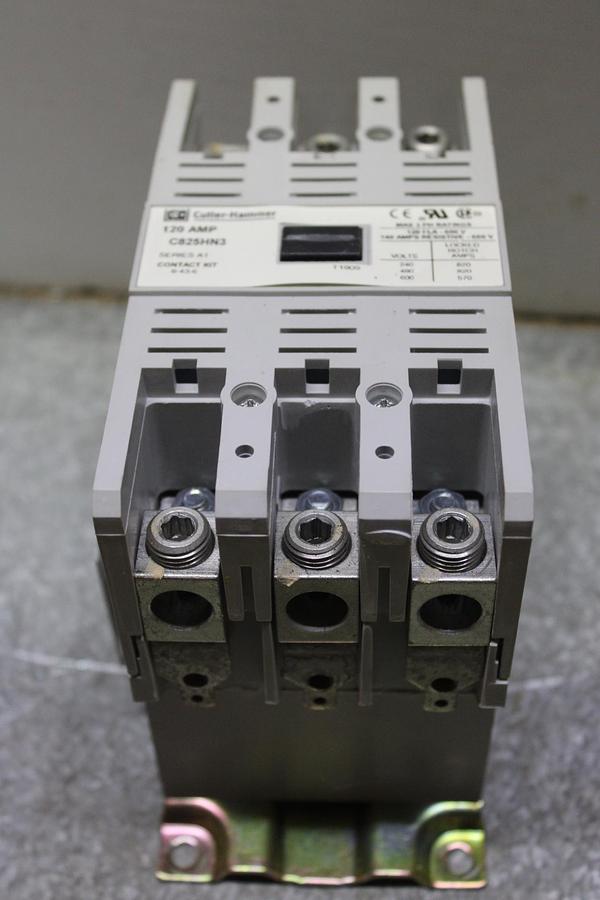Used CUTLER HAMMER CONTACTOR C825KN3 600 VAC 200 AMP 3-POLE 3-PHASE