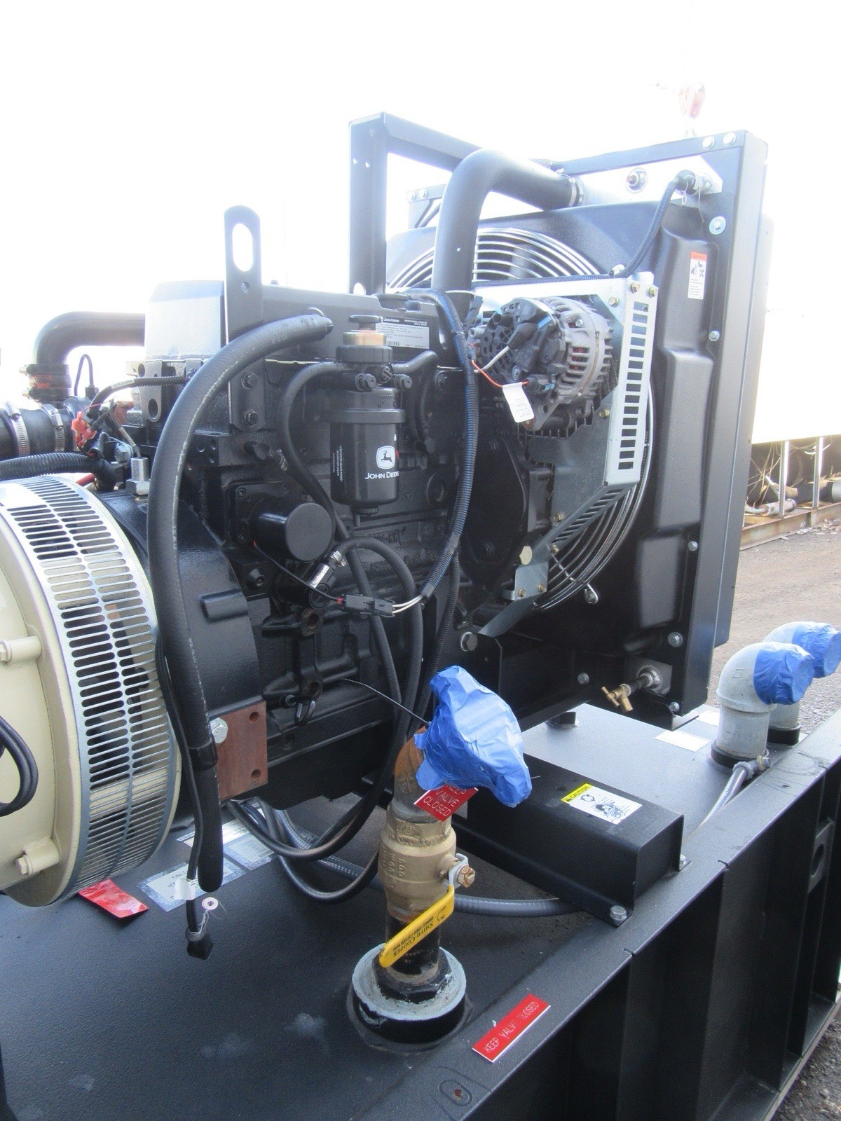 Used 30KW DIESEL GENERATOR KOHLER 120/240 VOLT 4024 JOHN DEERE 259 HRS SINGLE PHASE