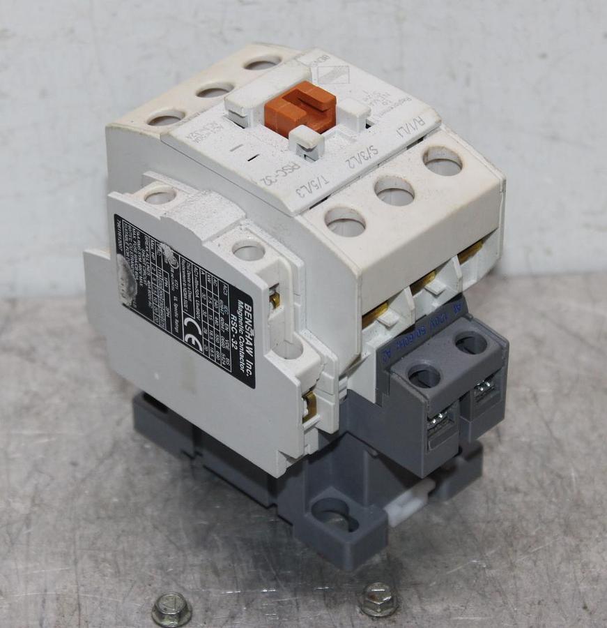 Used JOHNSON CONTROLS VFD POWER SUPPLY BOARD VFD66KCB-1D X1317-0392-020