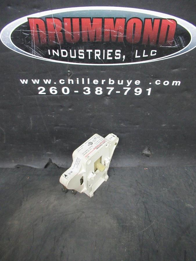 Used CUTLER-HAMMER AUXILIARY CONTACT WM16H STYLE: 1A96651G01 FOR W/K200 SERIES