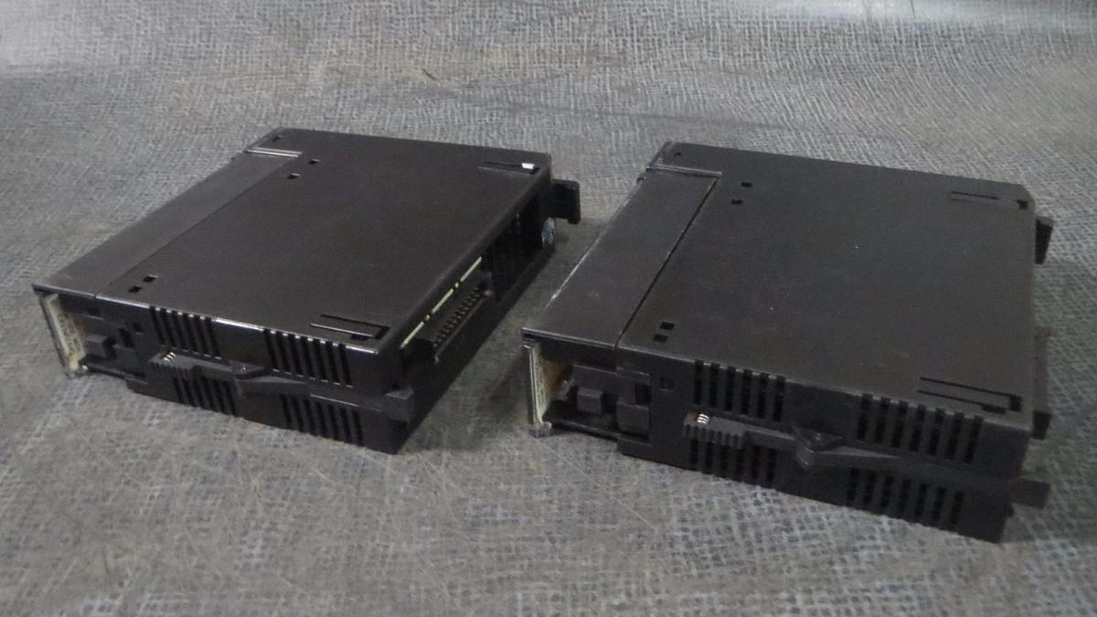 Used (1) GE FANUC INPUT MODULE 24 VDC 16 PT POS/NEG MODEL: IC693MDL645E