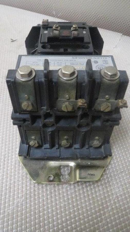 Used ALLEN BRADLEY SIZE 3 STARTER 90 AMP CONTINUOUS 600 VAC 120V COIL MODEL 509-DOB