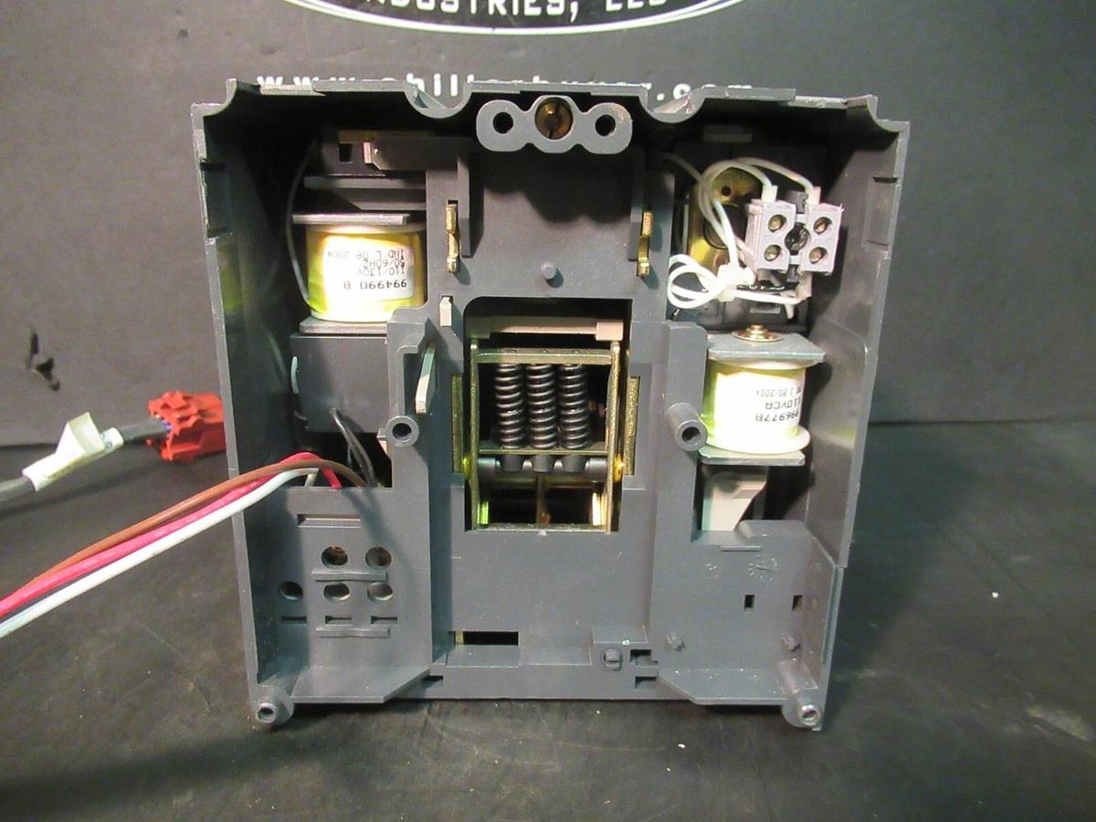 Used SCHNEIDER / SQUARE D / MERLIN GERIN NSJ400 H BREAKER OPERATING UNIT MECHANISM