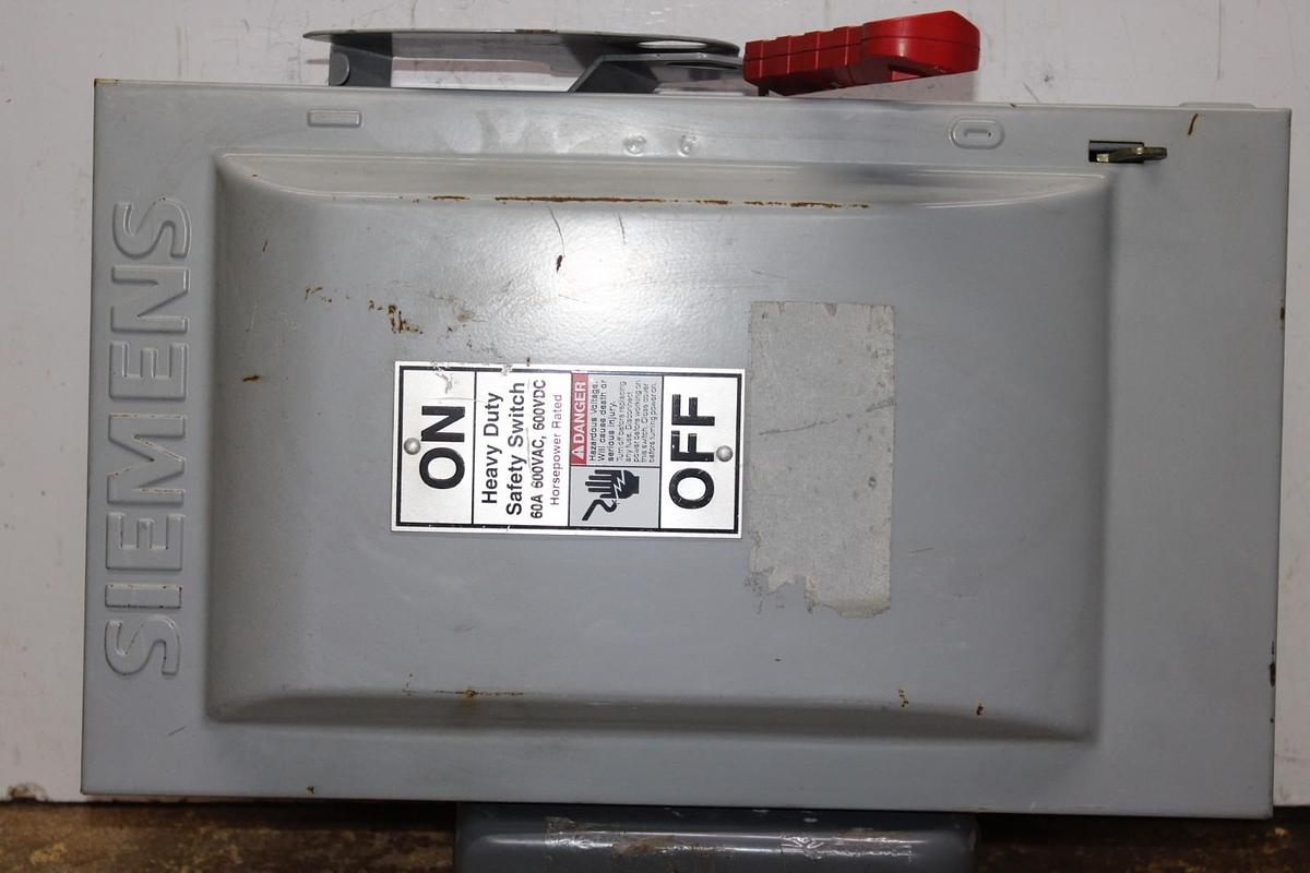 Used SIEMENS HEAVY DUTY SAFETY SWITCH HF362 60 AMP 600 VAC 3-PHASE 50 HP NEMA 1