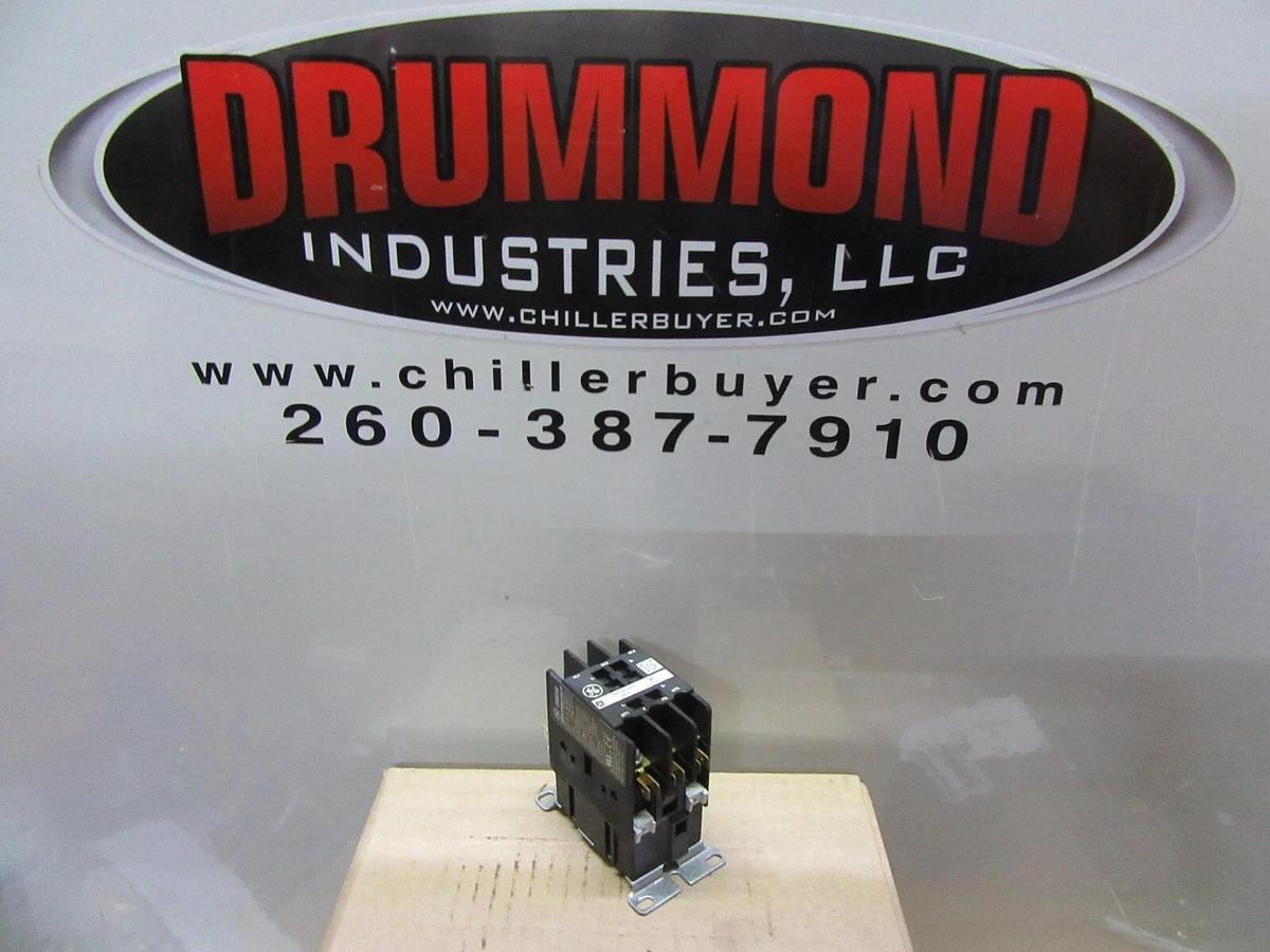 Used GE CONTACTOR CR453AB3AAA 25 AMP 600 VAC 3-POLE 3-PHASE COIL: 120 VAC