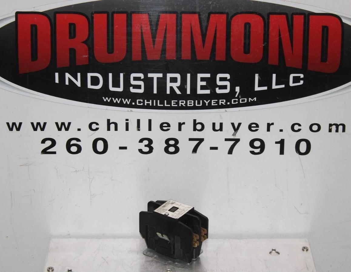 Used MARS 780 CONTACTOR 61320 30 AMP 240/277 VAC 3-POLE 3-PHASE COIL: 24 VOLT