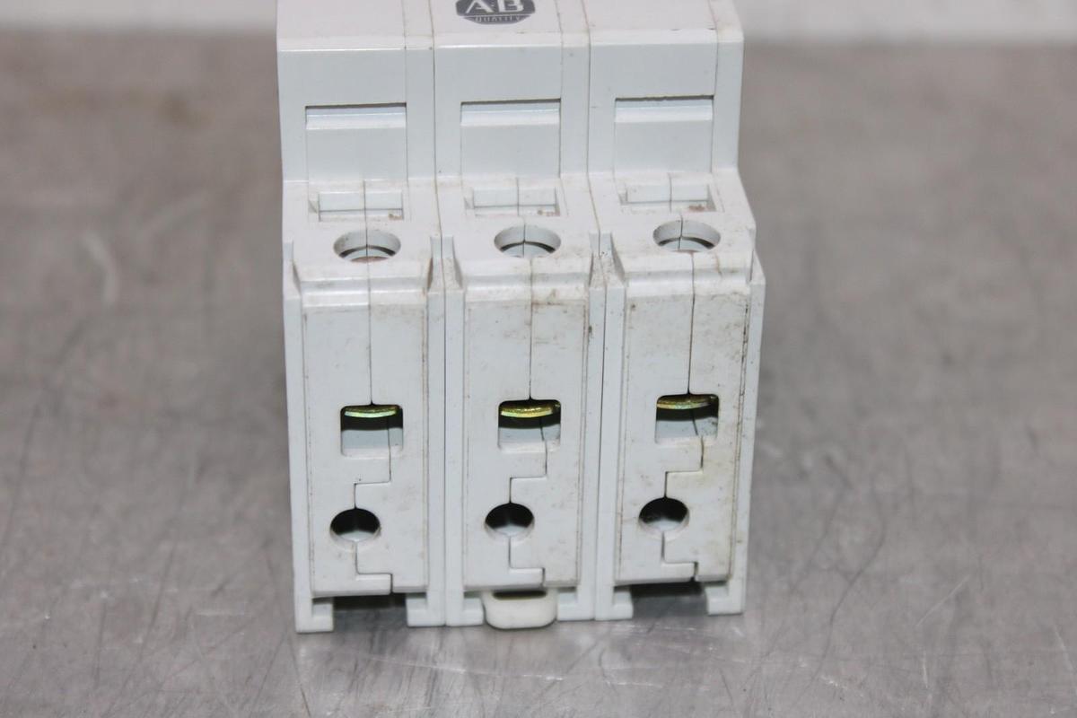 Used ALLEN BRADLEY CIRCUIT BREAKER 1492-CB3 480/277 VAC 20 AMP 3-POLE