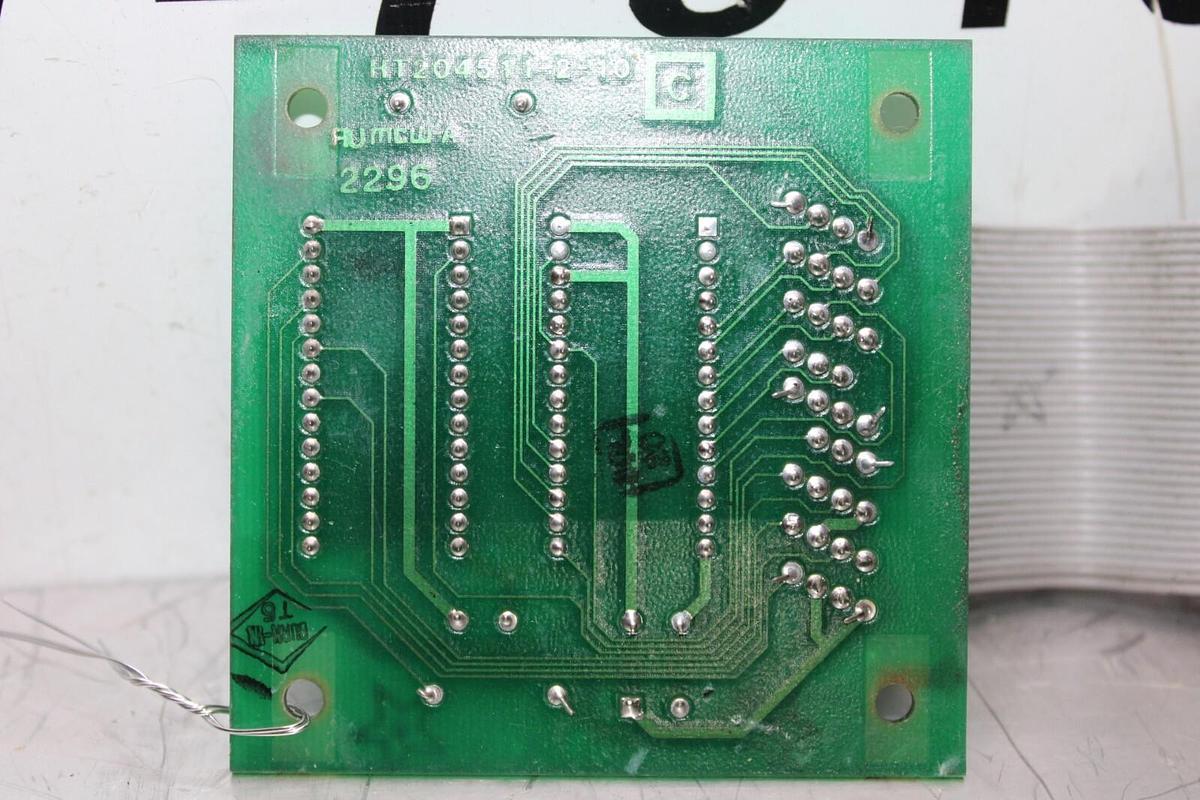 Used CARRIER FURNACE ADD-ON BOARD HK35EZ011 HT204511-2-10 32MP400874 HT204511-1