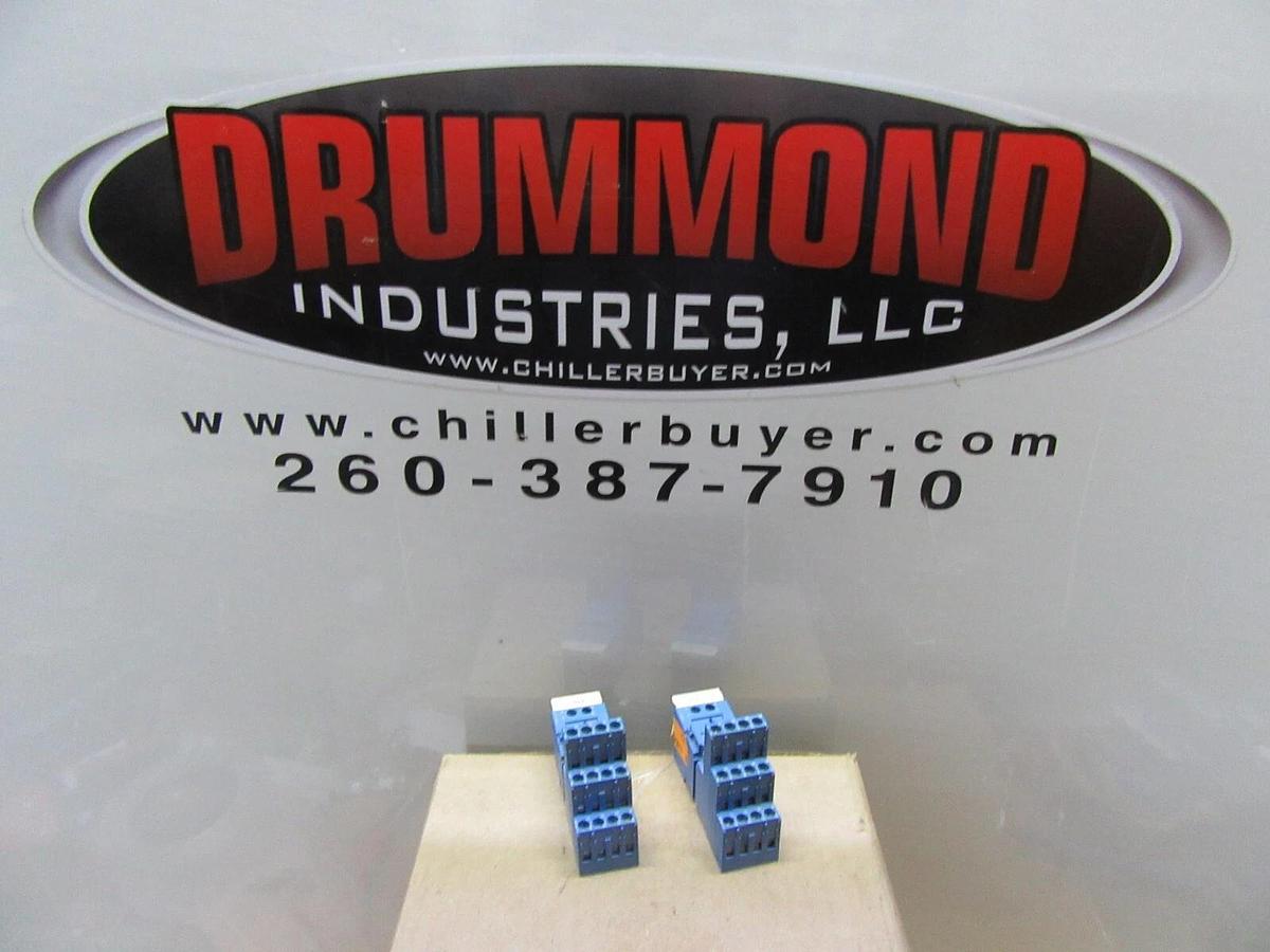 Used LOT OF 2 FINDER RELAY BASE 94.04 10 AMP 250 VOLT **WARRANTY INCLUDED**